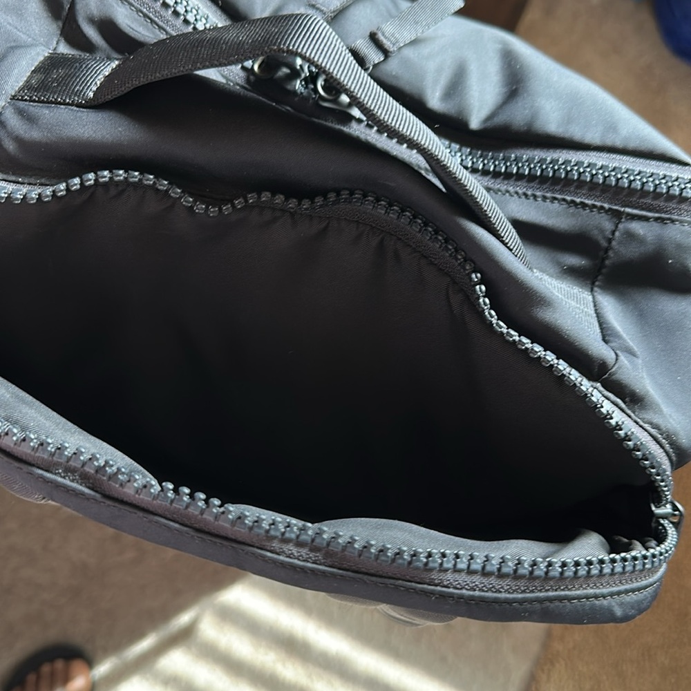 Lululemon backpack - Picture 8 of 14